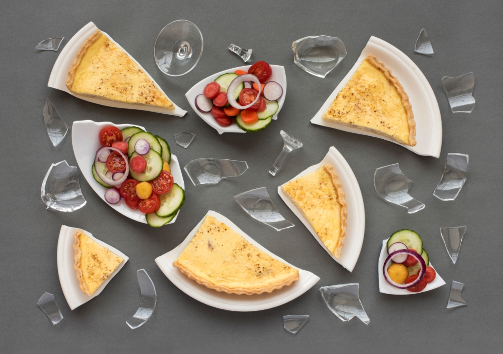 Doppelklick öffnet Großansicht Steve Johnson: Still Life (Quiche Lorraine)