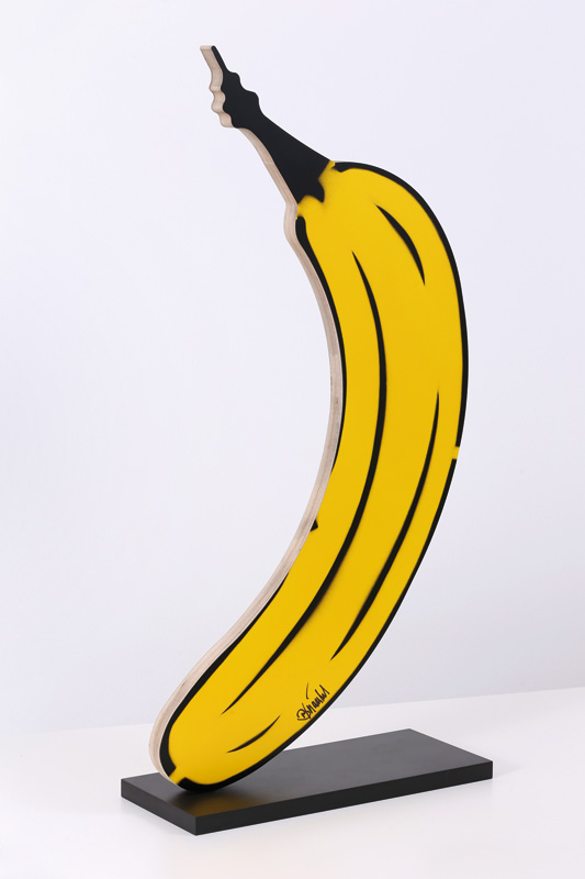 Thomas Baumgärtel: Holzbanane (Standskulptur)