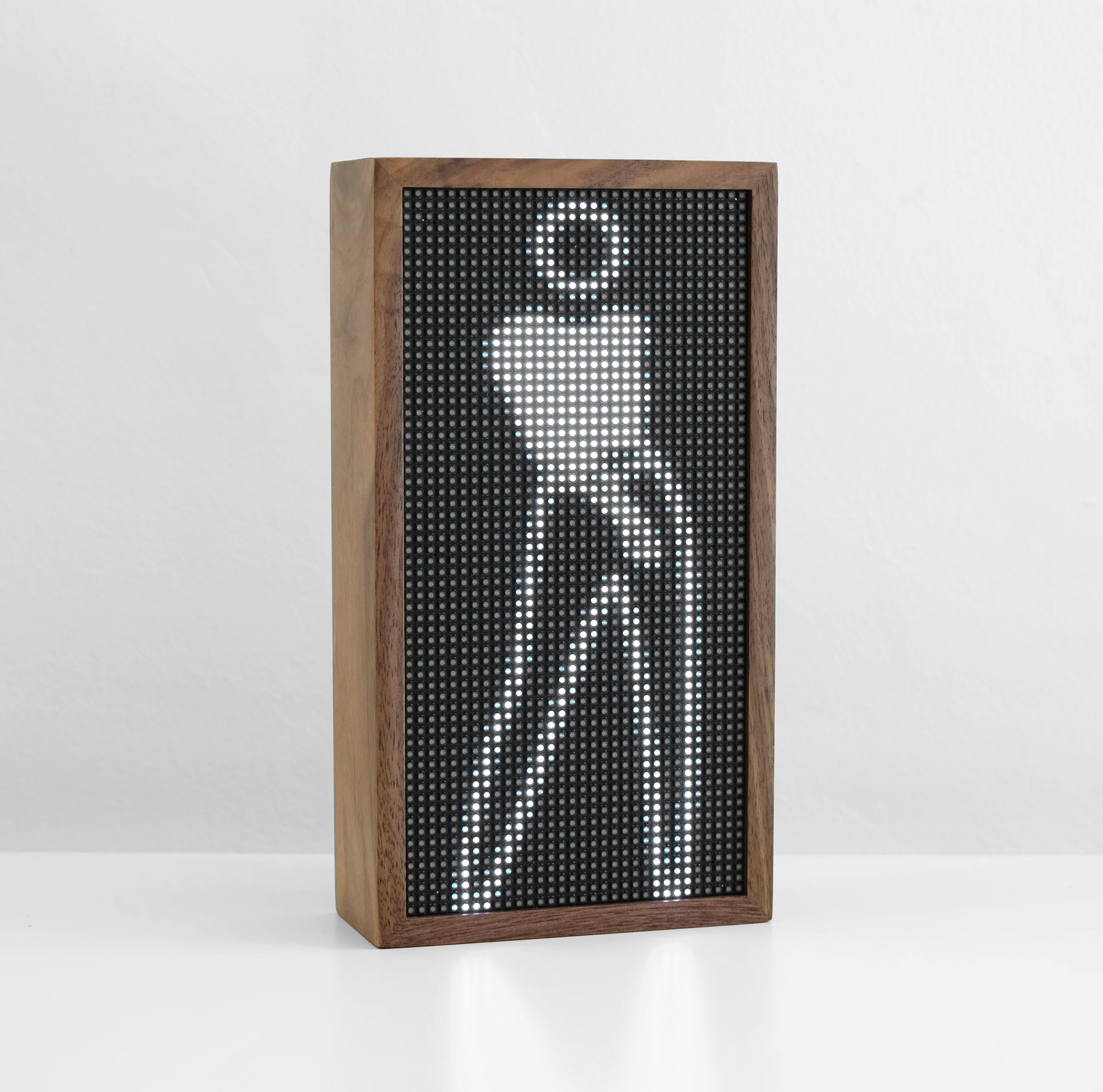 Doppelklick für Großansicht Dancing figure 1