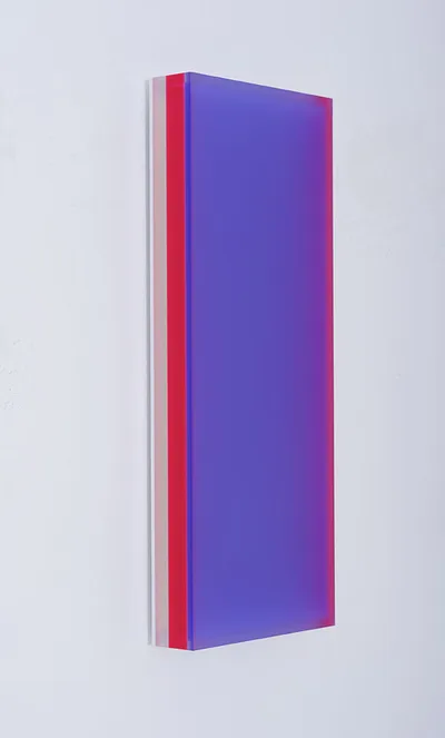 Colormirror Dornbirn - lila