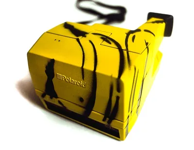 Thomas Baumgärtel: Polaroidkamera (Originalkamera, die Baumgärtel benutzt hat)