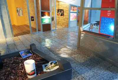 Susanne Rosin: Einkaufspasage im Erfurter Hauptbahnhof, 29. November 2015
